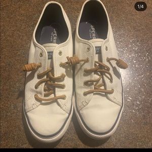White sperrys size 8